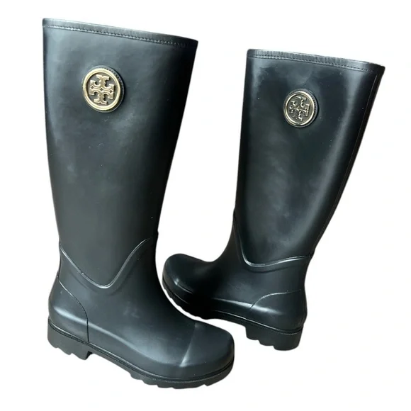Tory Burch Black Tall Sarah Logo Rain Boots Gold Medallion Style 37568, Size 5 - Picture 3 of 11